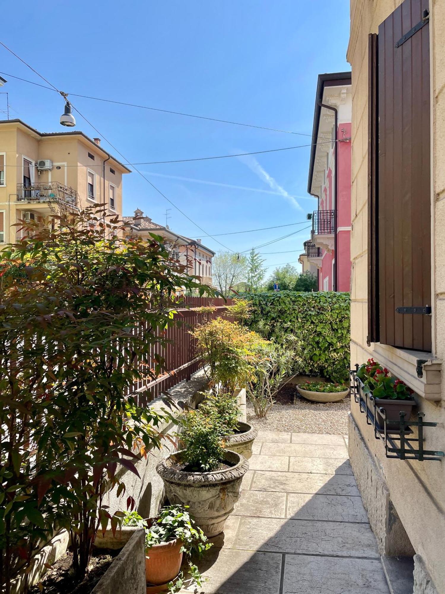 Dimora Montecchi Hotel Verona Ngoại thất bức ảnh